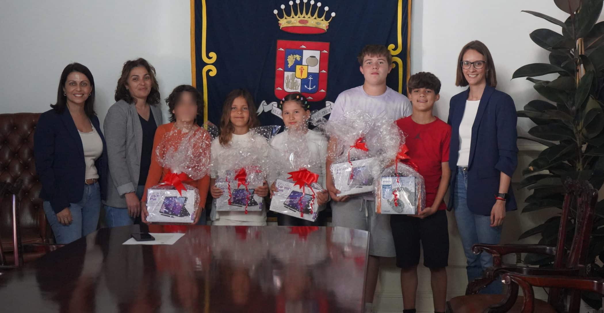 Foto alumnado ganador X Concurso Líricas del Almendro
