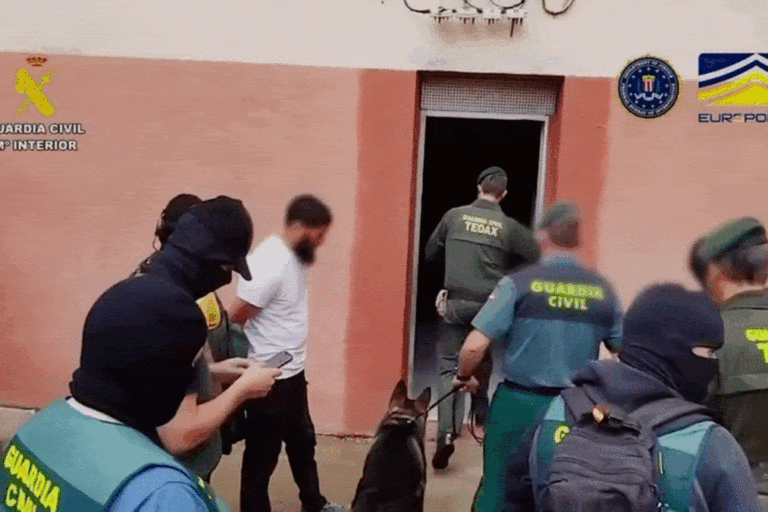IMÁGENES DE LA OPERACIÓN DE LA GUARDIA CIVIL EN TENERIFE 17-6-24