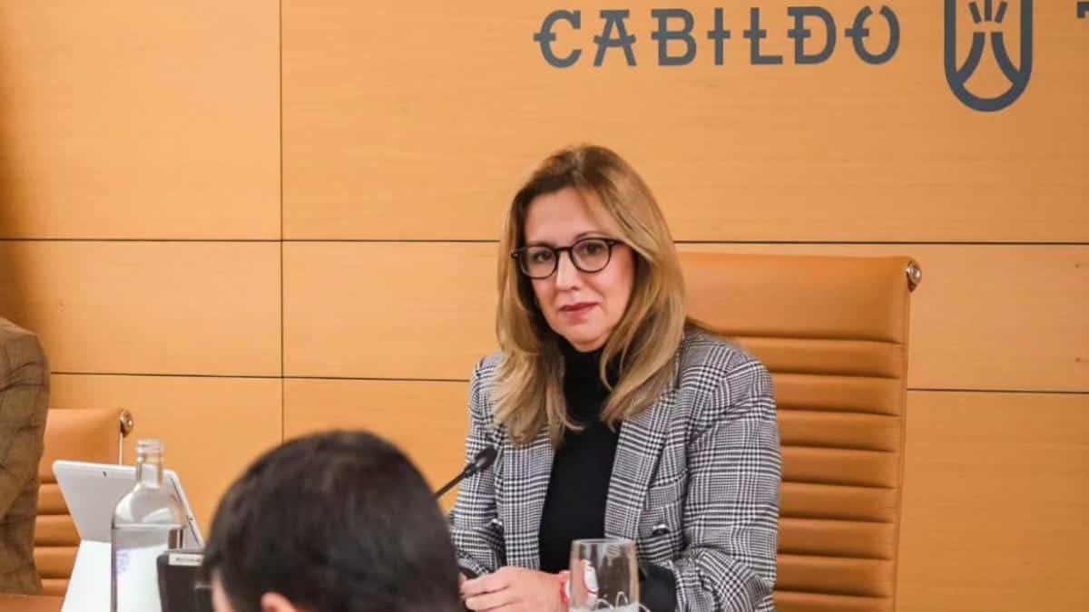 ROSA DÁVILA 12-6-24