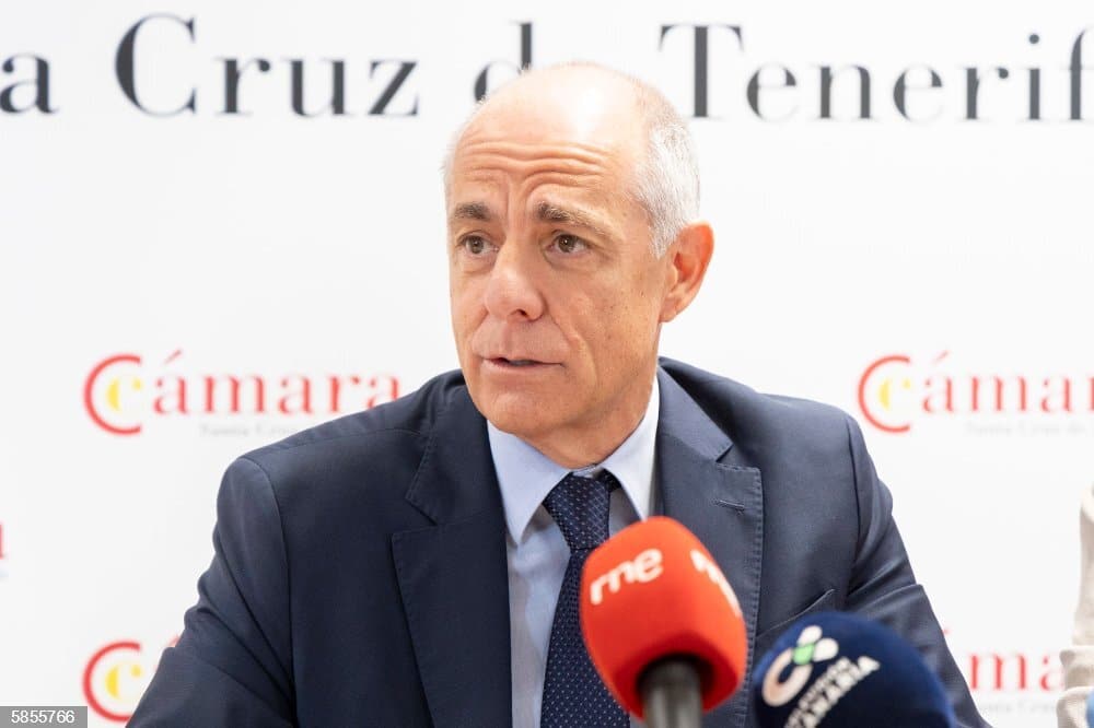 El presidente de la Cámara de Comercio de Santa Cruz de Tenerife, Santiago Sesé