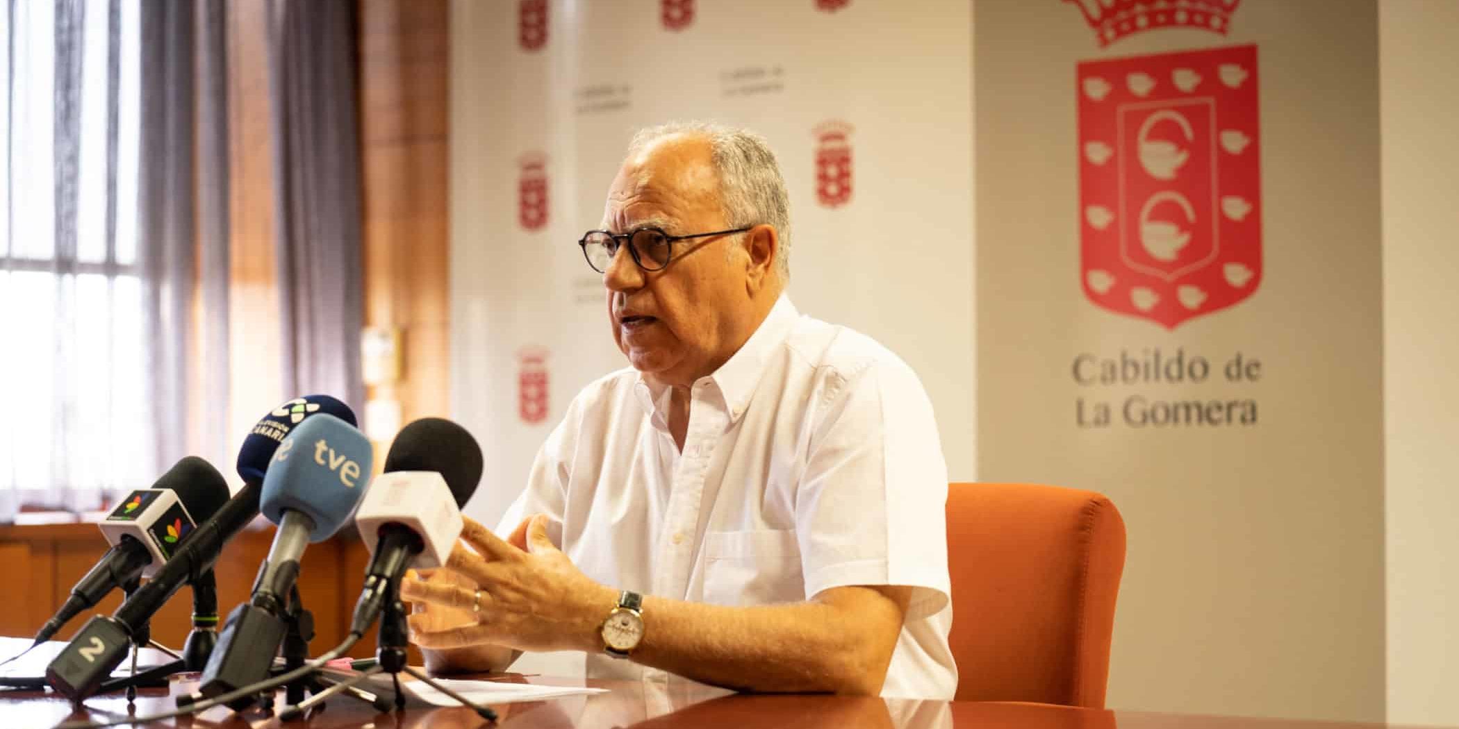 300724 Casimiro Curbelo, presidente del Cabildo de La Gomera