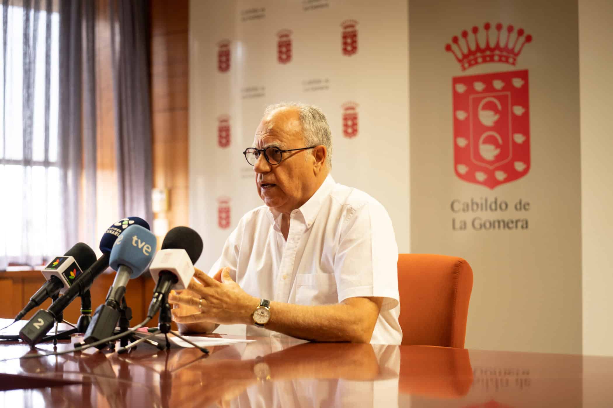 300724 Casimiro Curbelo, presidente del Cabildo de La Gomera