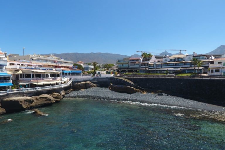 D933-F13287-playa-de-la-caleta-calleja