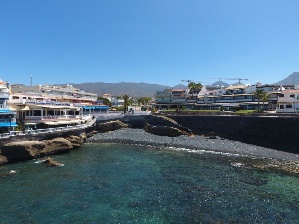 D933-F13287-playa-de-la-caleta-calleja