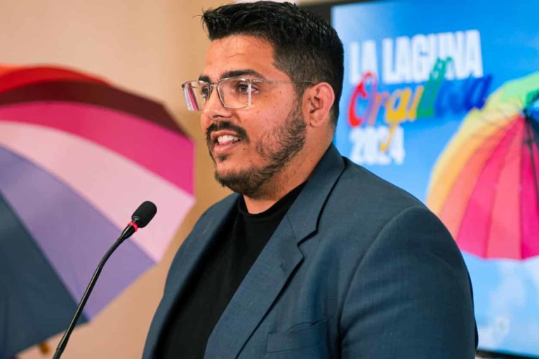 Dailos González