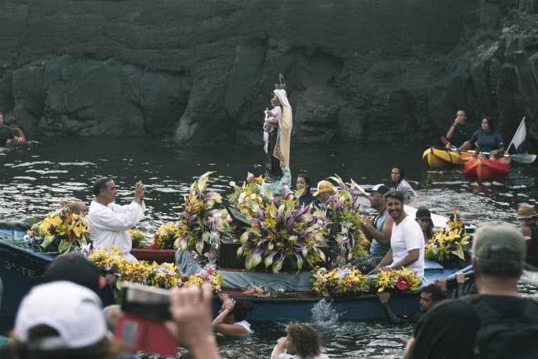 Embarcacioìn Punta del Hidalgo- Imagen de archivo