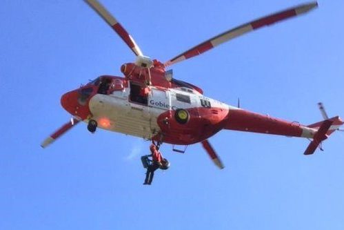HELICÓPTERO DEL GES RESCATA A UN MENOR EN LA CALDERA DE TABURIENTE 30-7-24