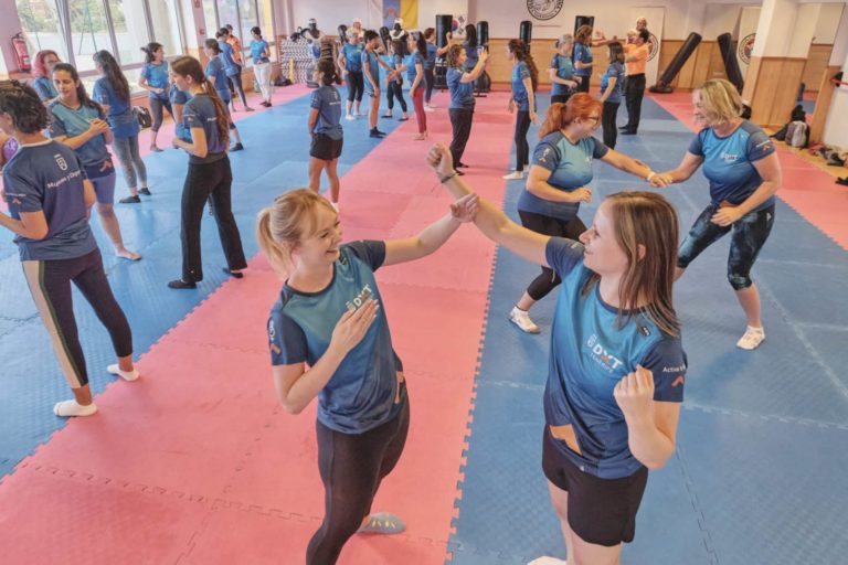 DXT Mujeres y Deporte, Defensa Personal