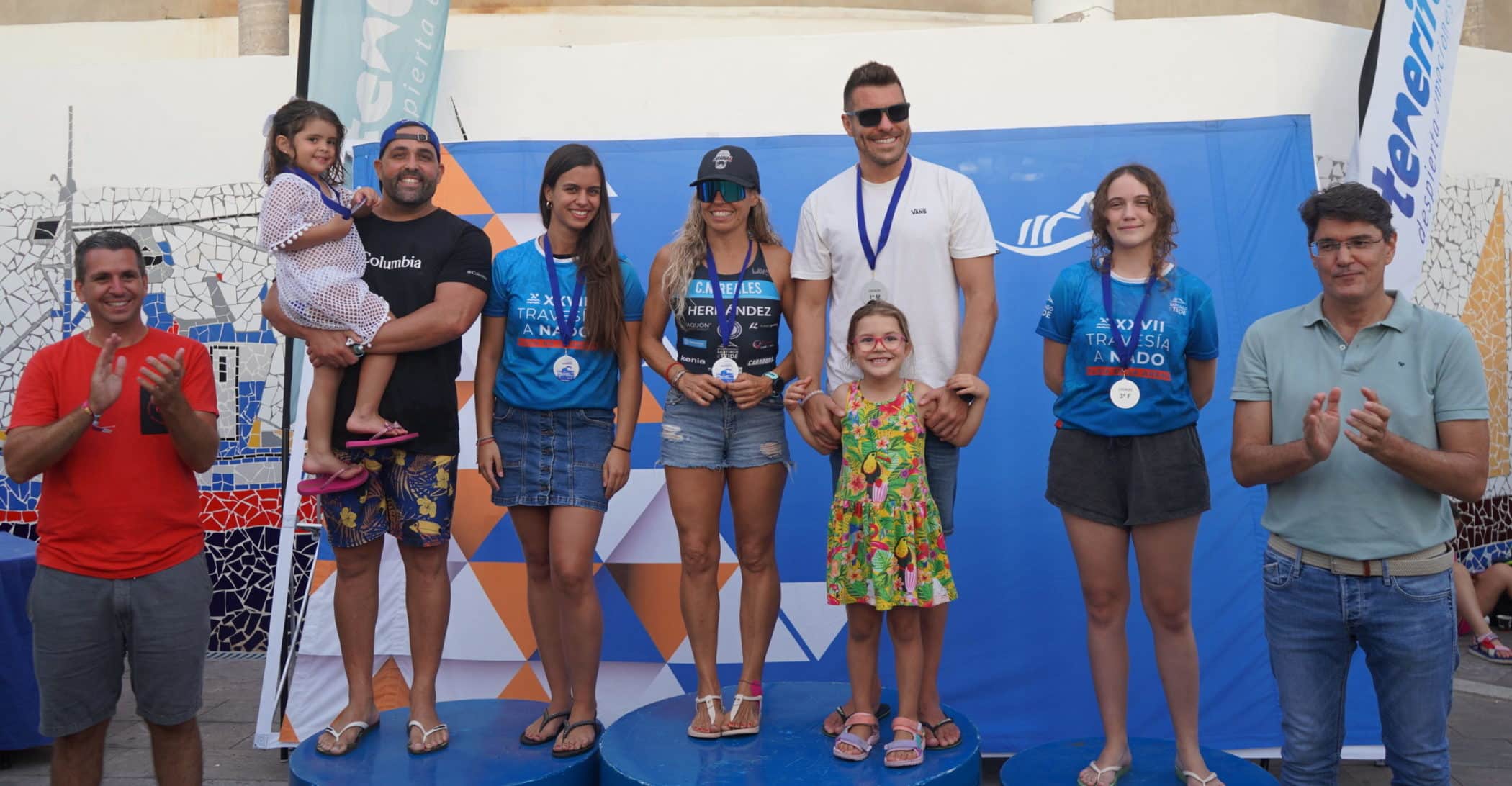 Podium masculino y femenino general