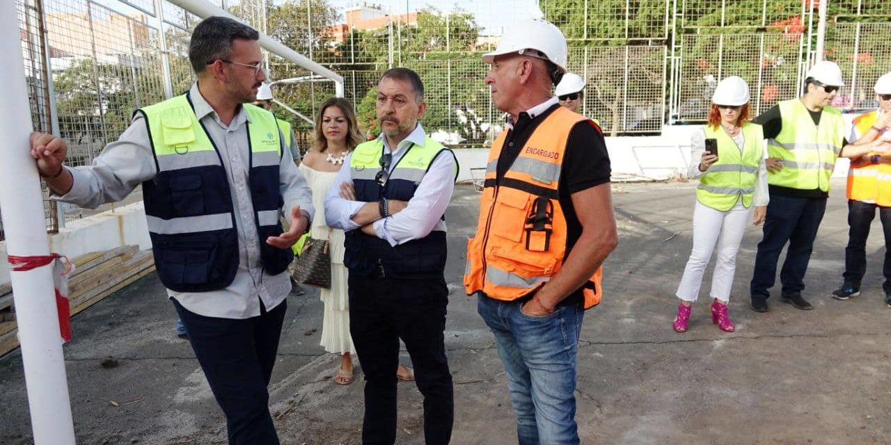 240809 Reinicio de obras en el campo de fútbol de La Salud