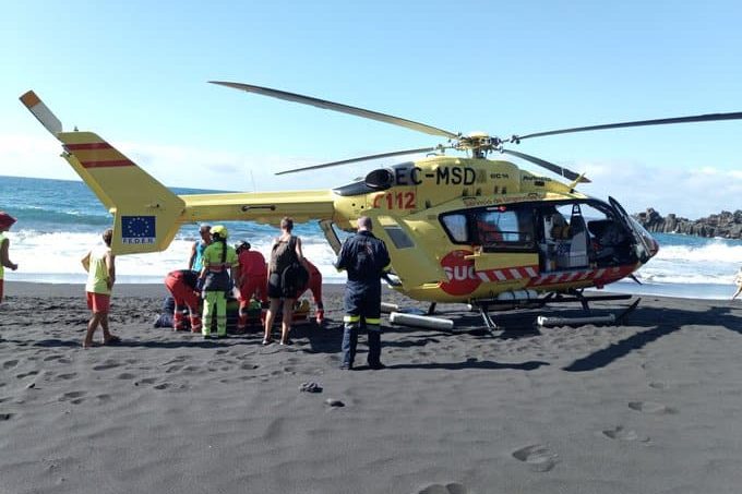 ACCIDENTADO EN LA PLAYA EL BOLLULLO1 14-8-24