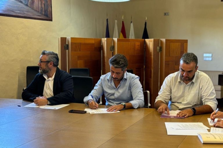 Firma Convenio 1