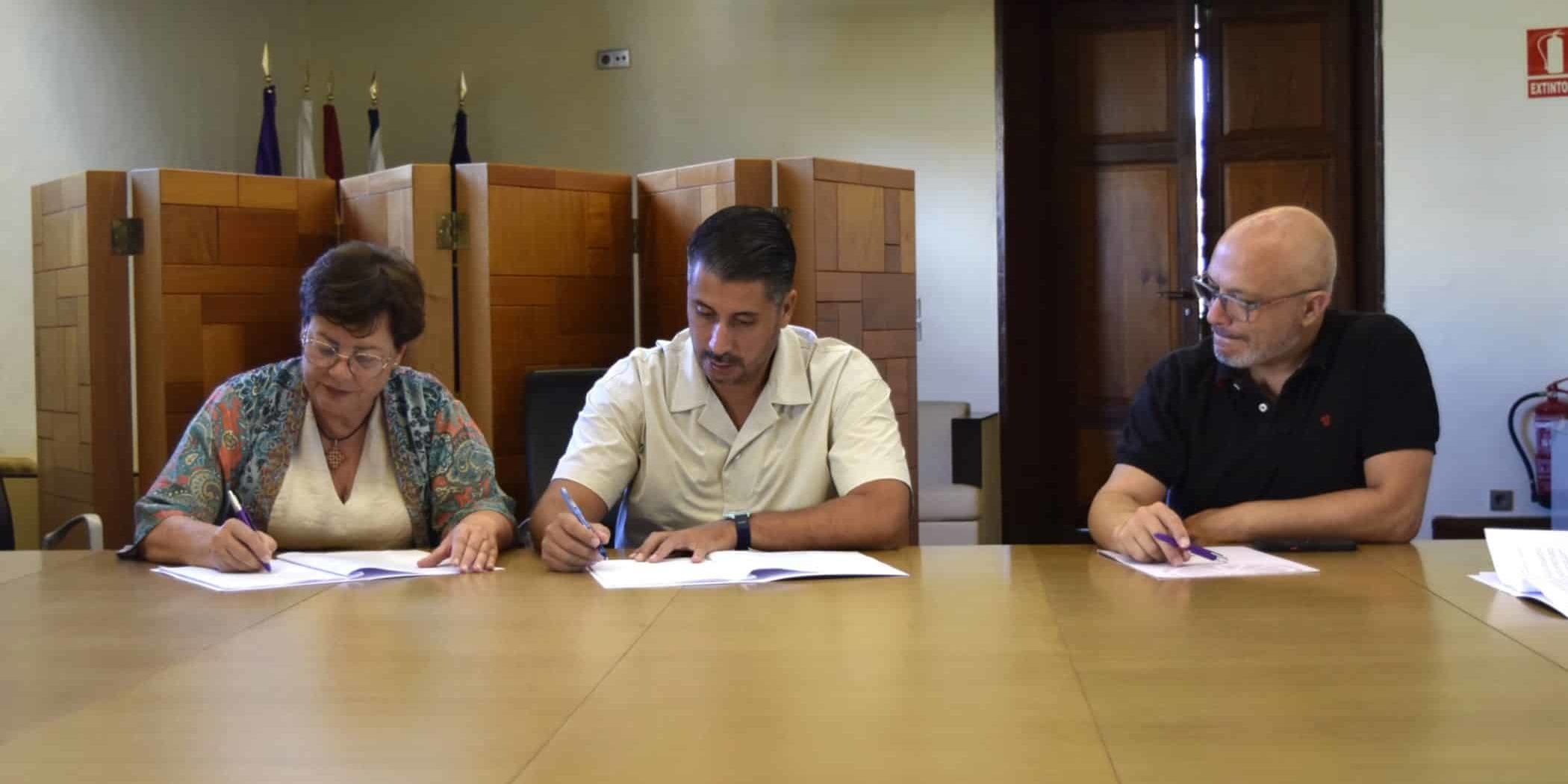 Firma convenio 1