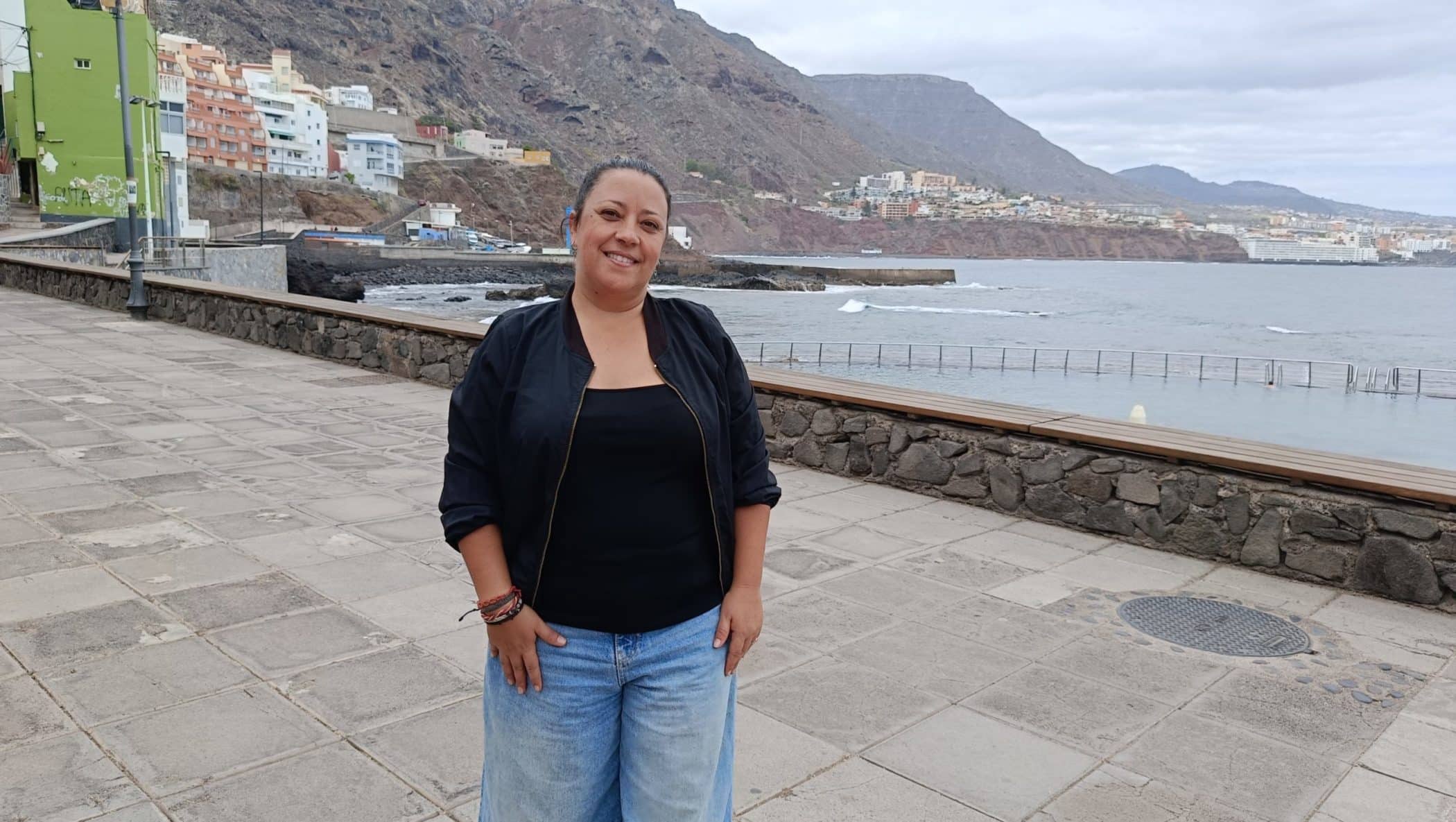 Idaira Afonso en Punta del Hidalgo