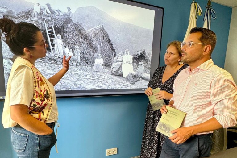 010824 Presentaci�n gu�a Los Pajares de Los Realejos
