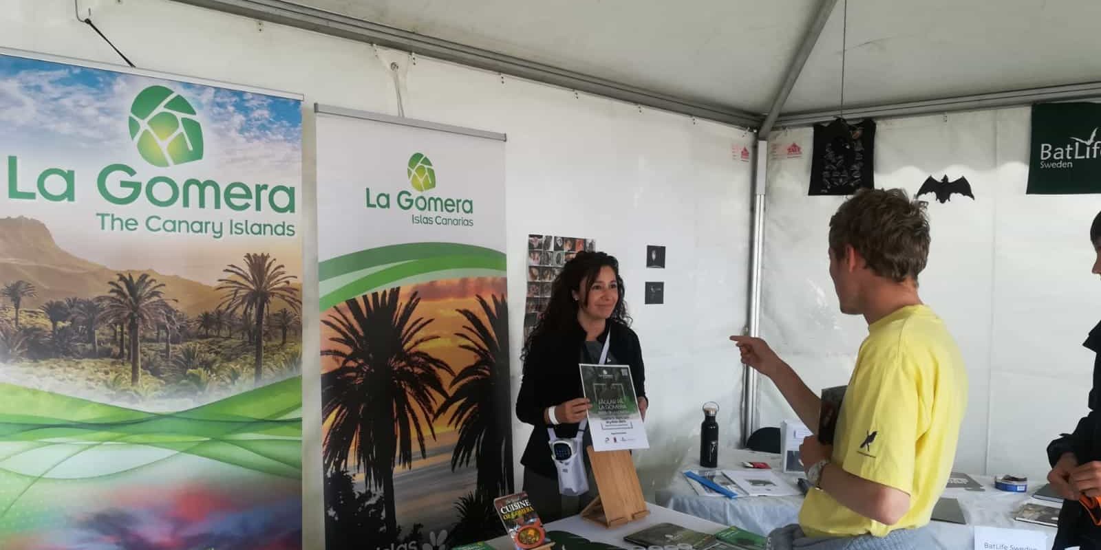 010924 Stand de Turismo de La Gomera en la Falsterbo Bird Show de Suecia
