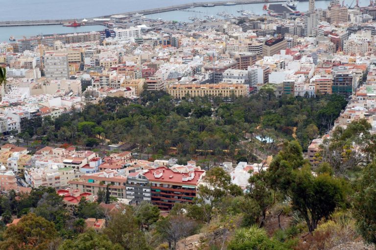 240928 Plenilunio Panorámica de Santa Cruz