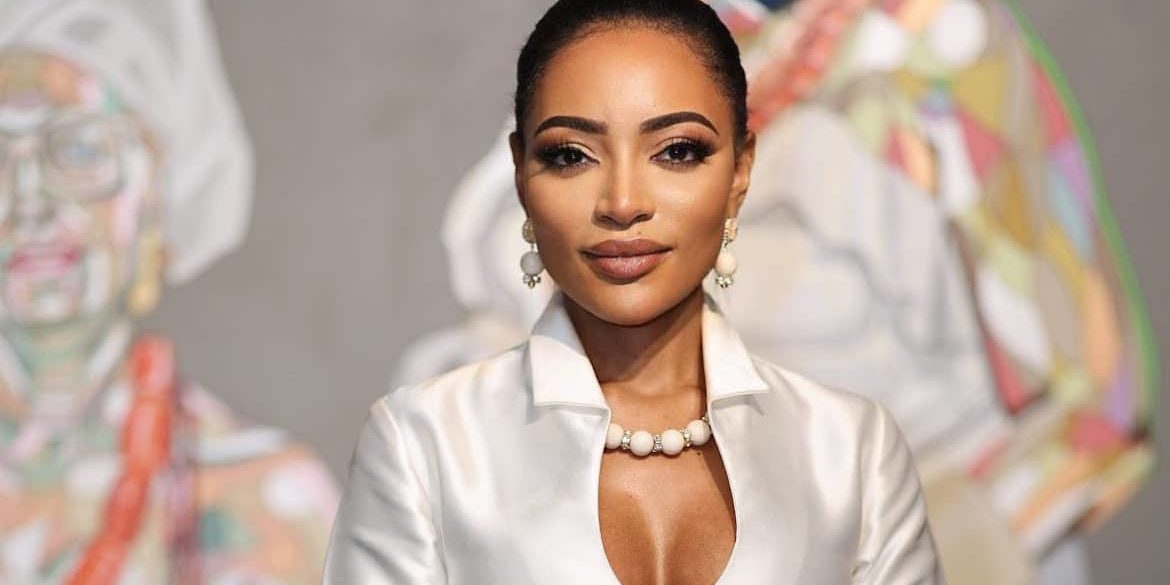 240930 La artista nigeriana REWA, autora cartel del Carnaval