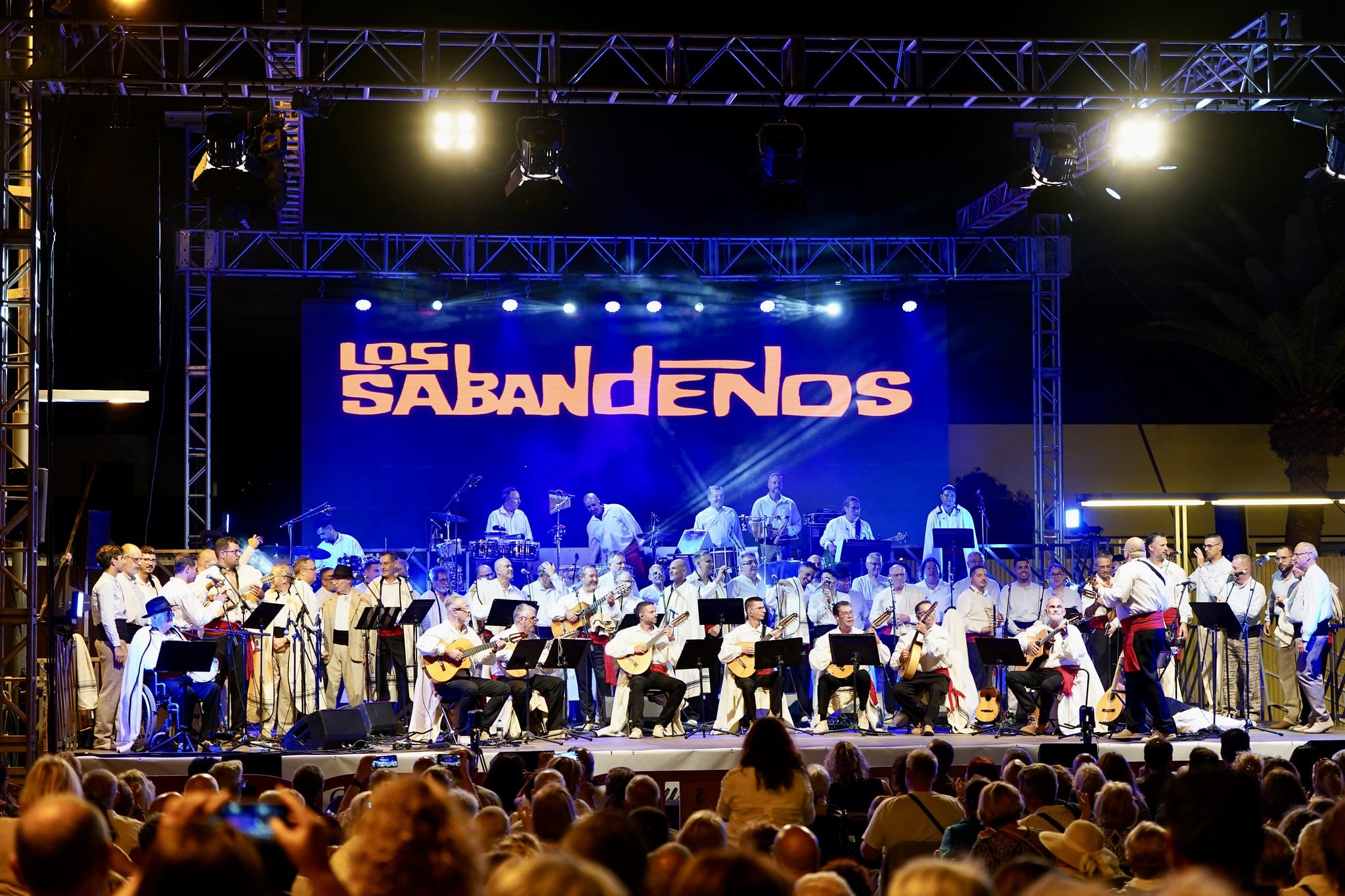 Arona Recital Sabandeños Gofiones. Las dos agrupaciones juntas