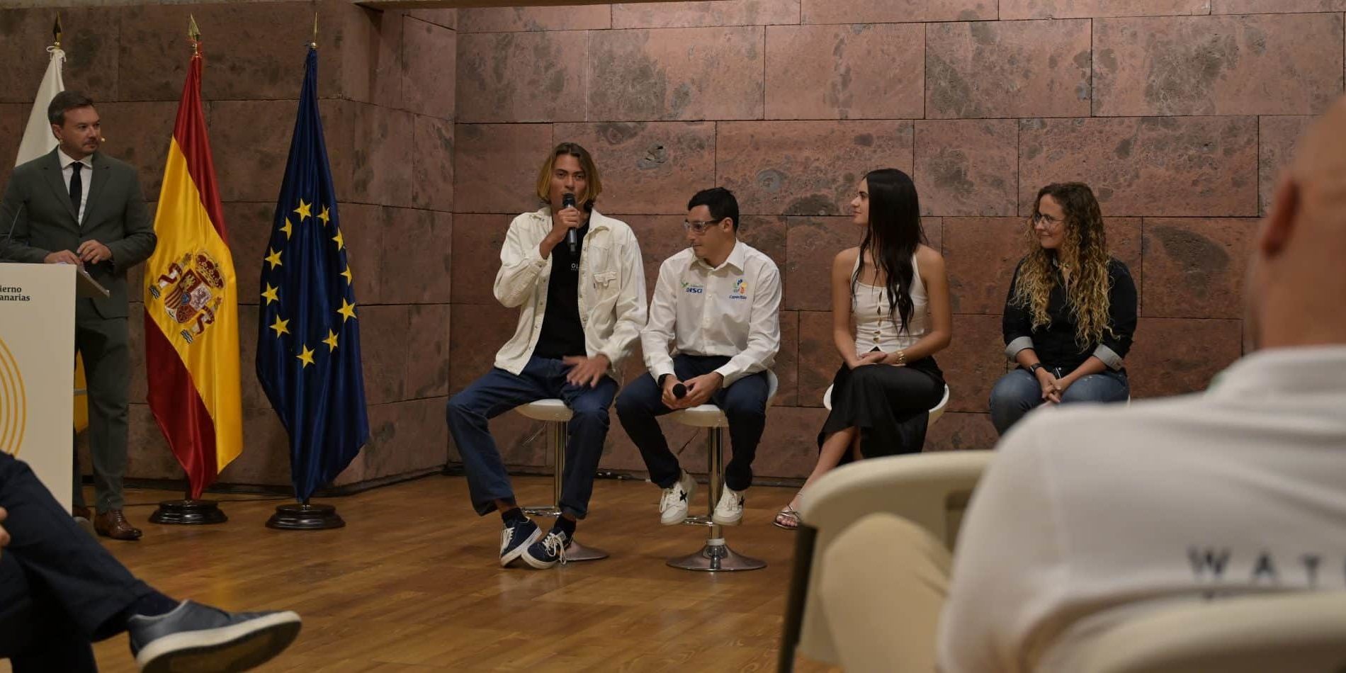 FOTO. Acto reconocimiento deportistas canarios SCTF 2