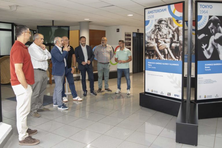 EXPOSICIÓN CANARIAS EN EL OLIMPO. MOYA