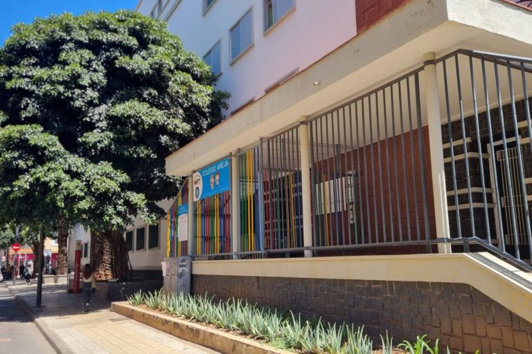 Fachada colegio Aneja (1)