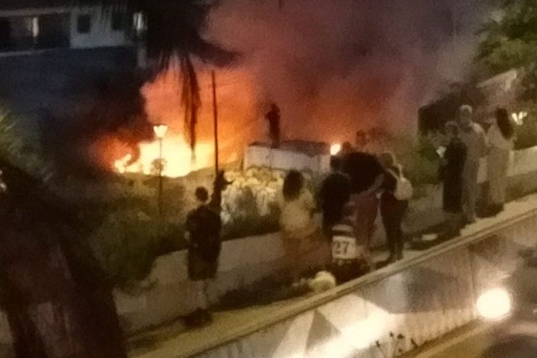 INCENDIO EN PUERTO DE LA CRUZ1 1-9-24