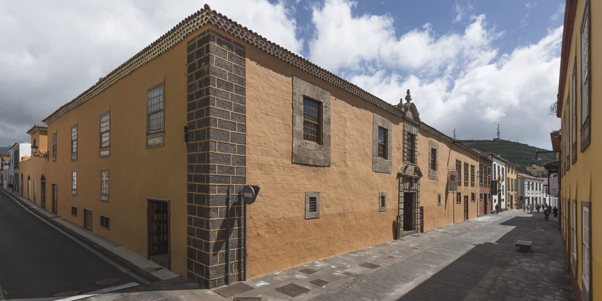 MHAT EXTERIOR LERCARO (1)