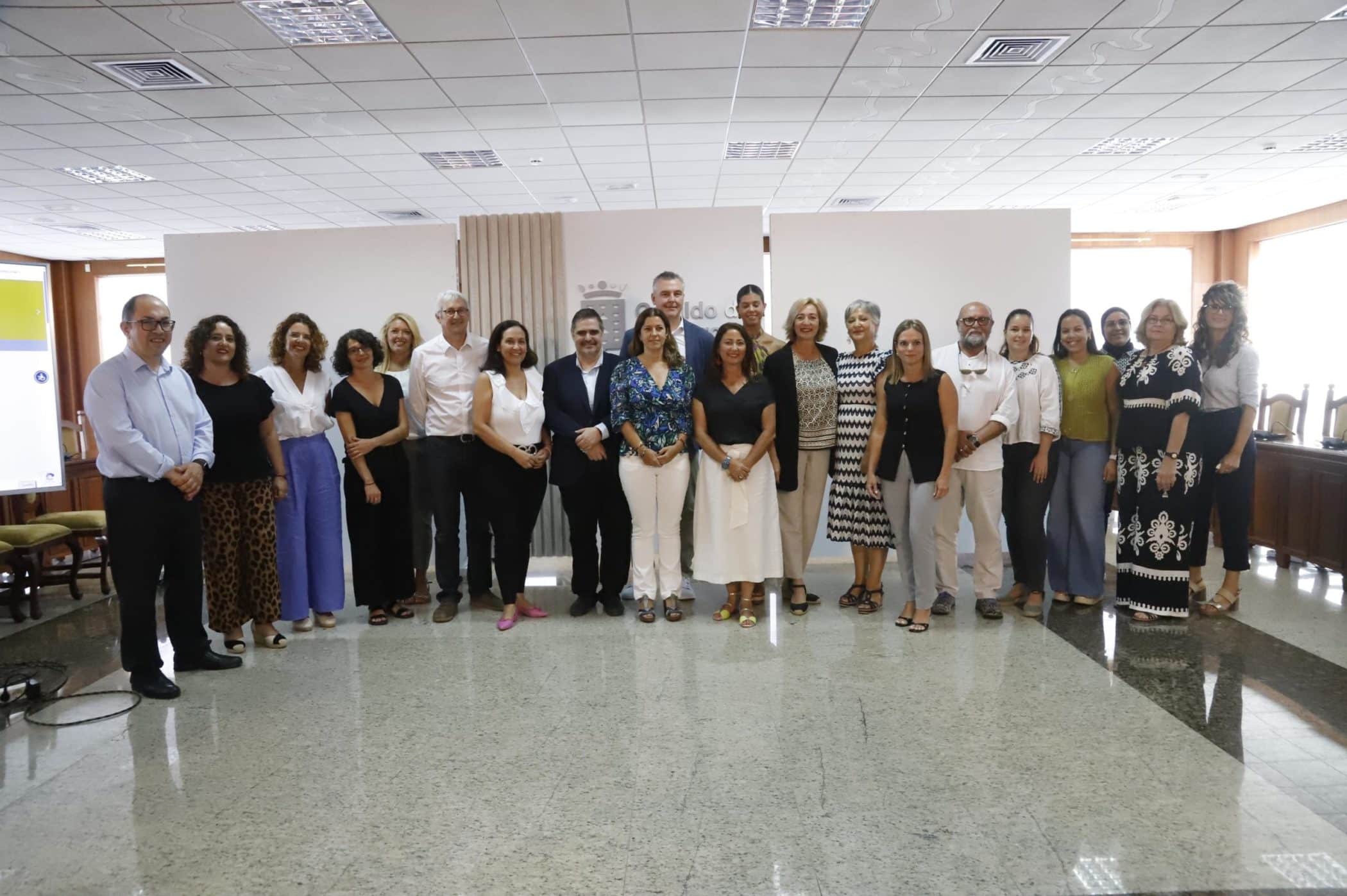 PRESENTACION DIAGÓSTICO MERCADO LOCAL DE TRABAJO DE LANZAROTE (33)