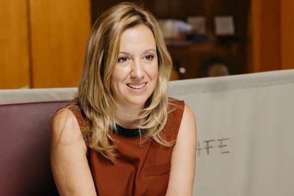 Rosa Dávila-Presidenta (24)