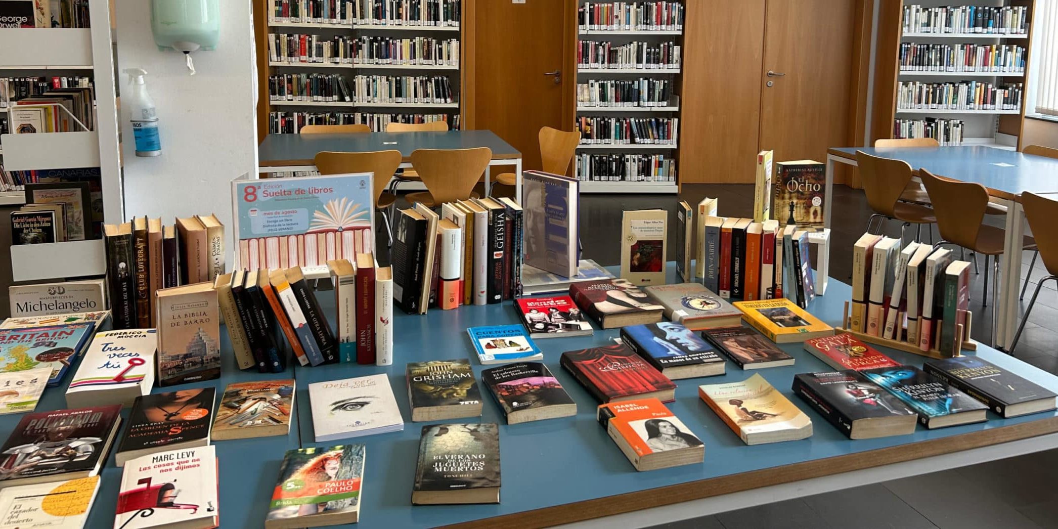 Suelta de libros Santa Úrsula
