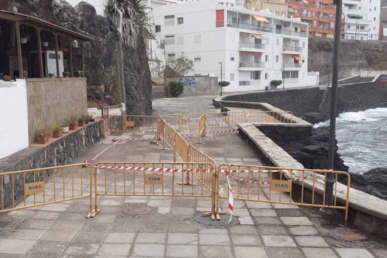 Vallado paseo del Arenisco
