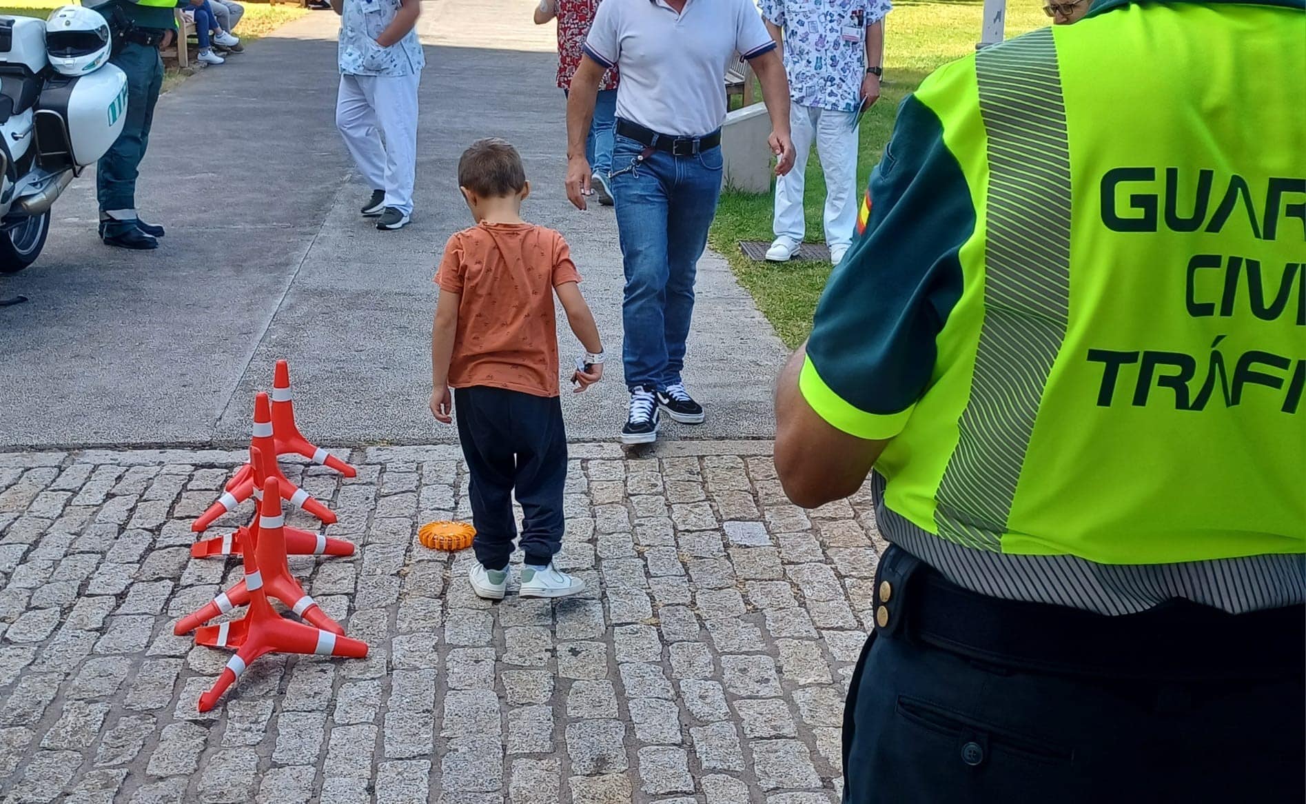 Visita Guardia Civil Tráfico2