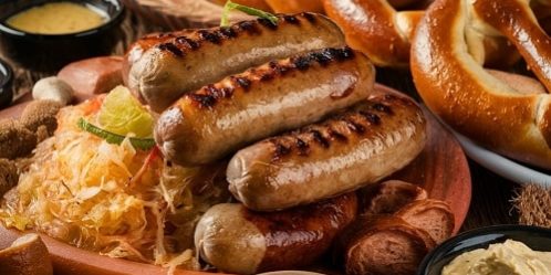 a-mouthwatering-display-of-authentic-german-cuisin-JWZ72TQjSwCiUIwBufFdKg-AnyPO9p1SaOyuPcaCDSPXw