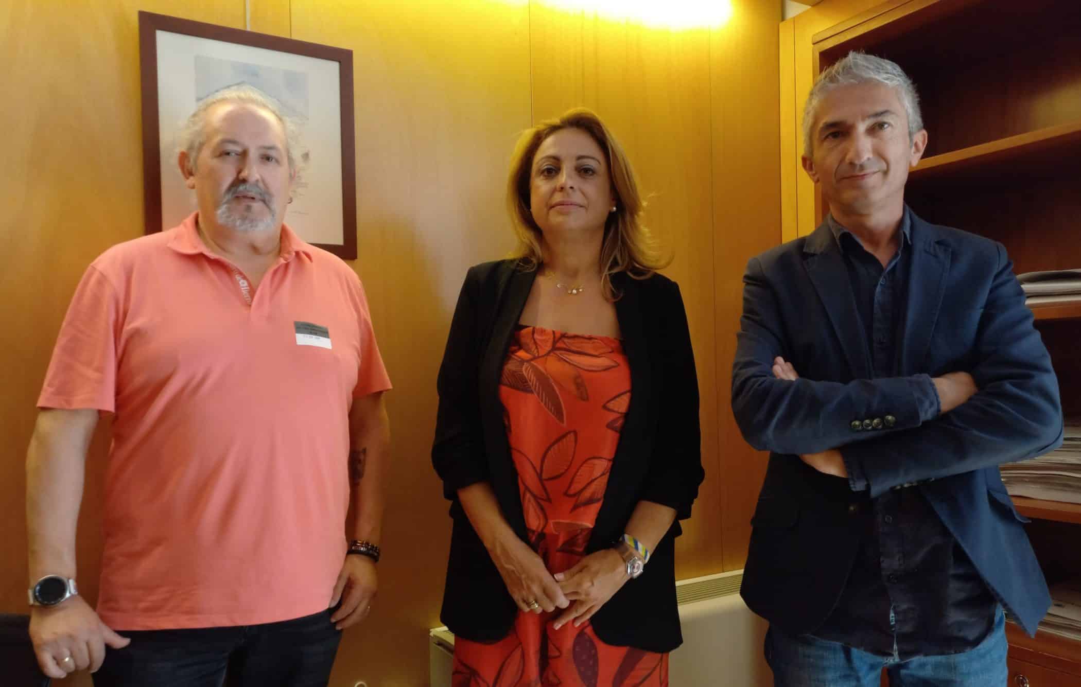 reunión taxi 120924