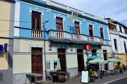 021024 Exterior del Antiguo Casino de Hermigua