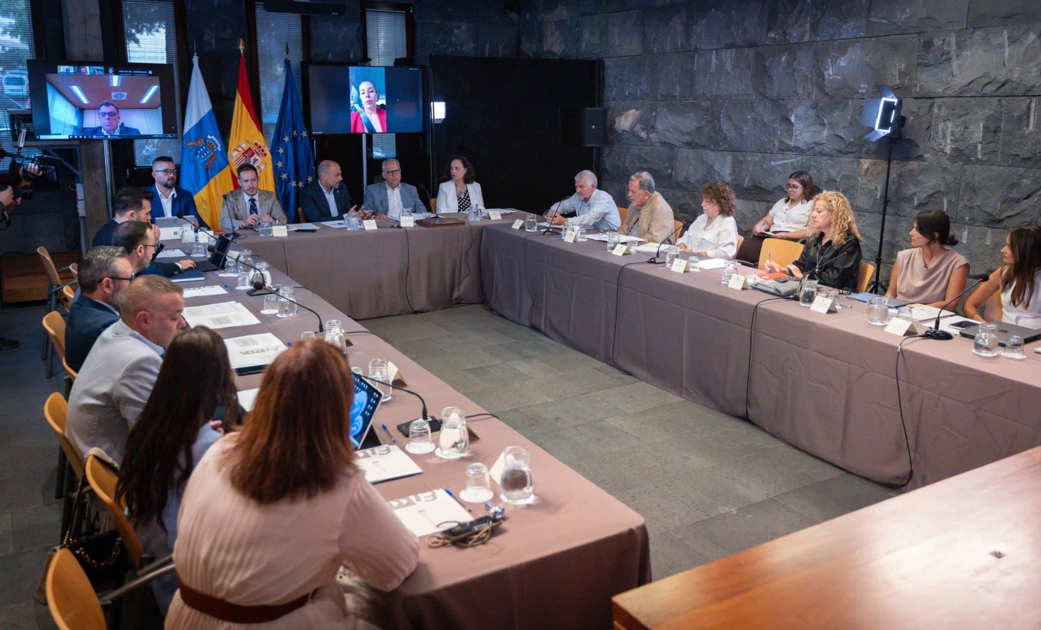 11024 mesa de reto demográfico