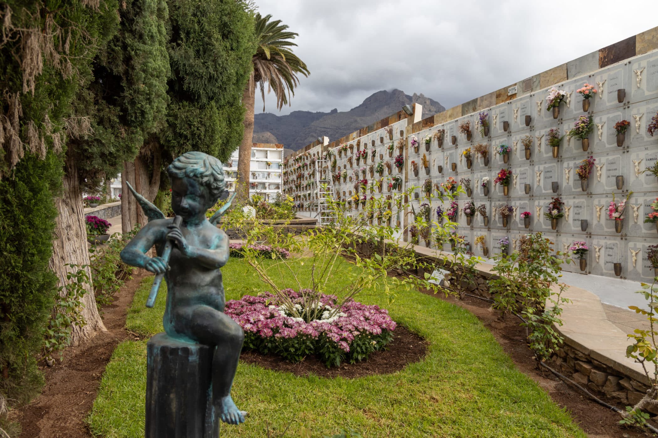 2 – Cementerio