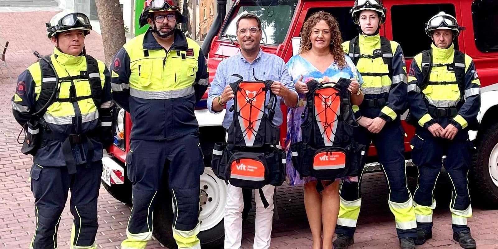231024 Nuevas mochilas t�nicas especiales para Bomberos Voluntarios