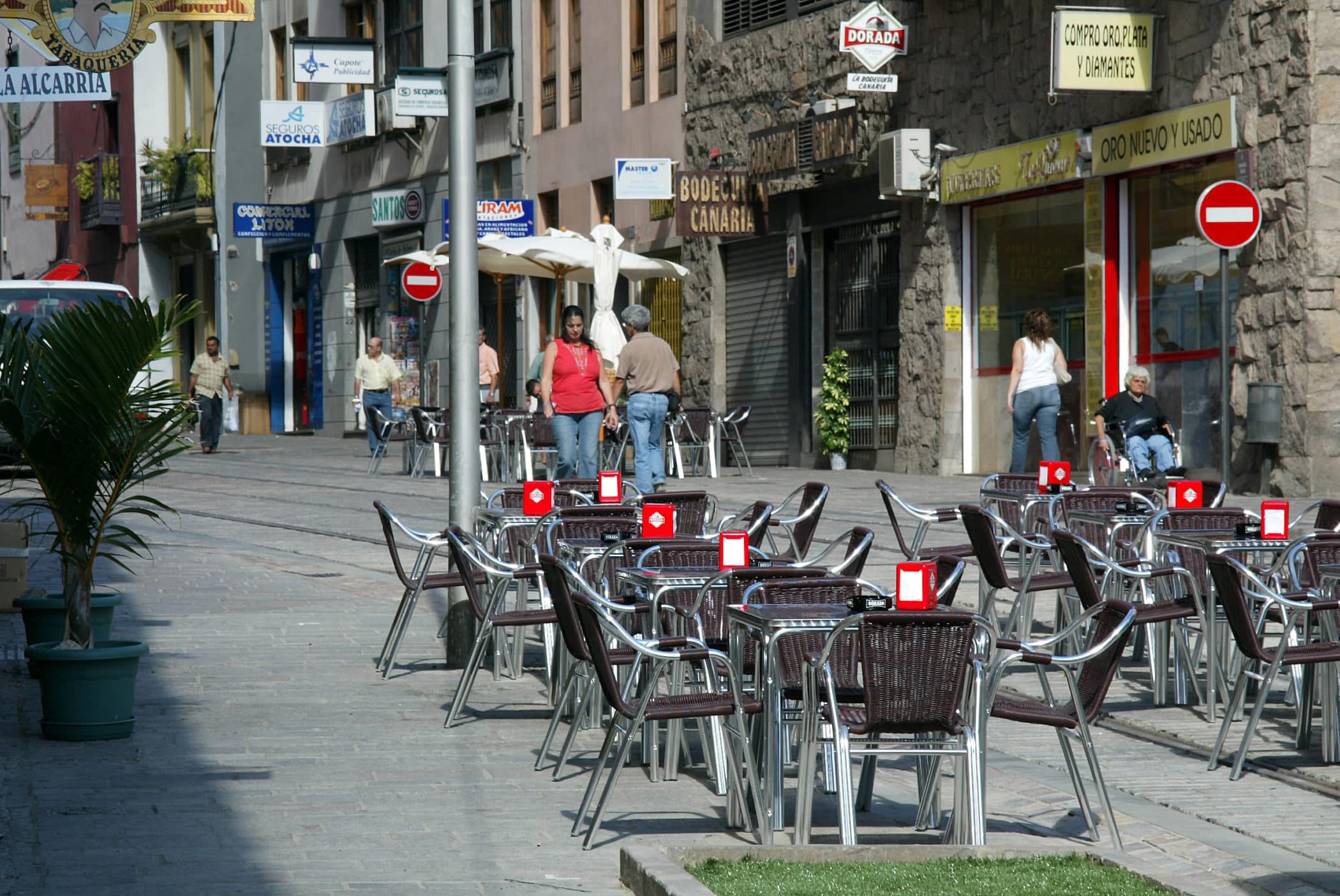 241024 Calle Imeldo Serís