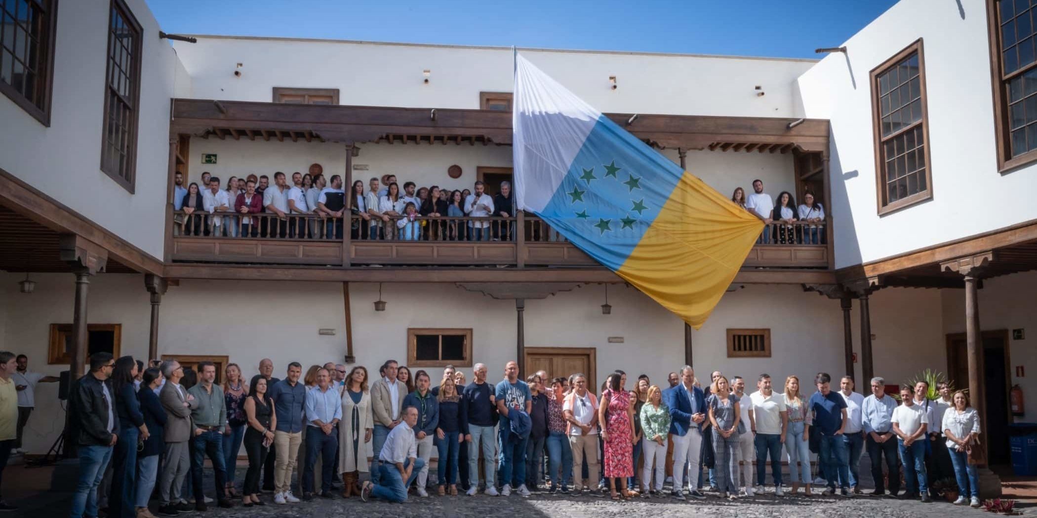 Bandera Nacional Canario 1