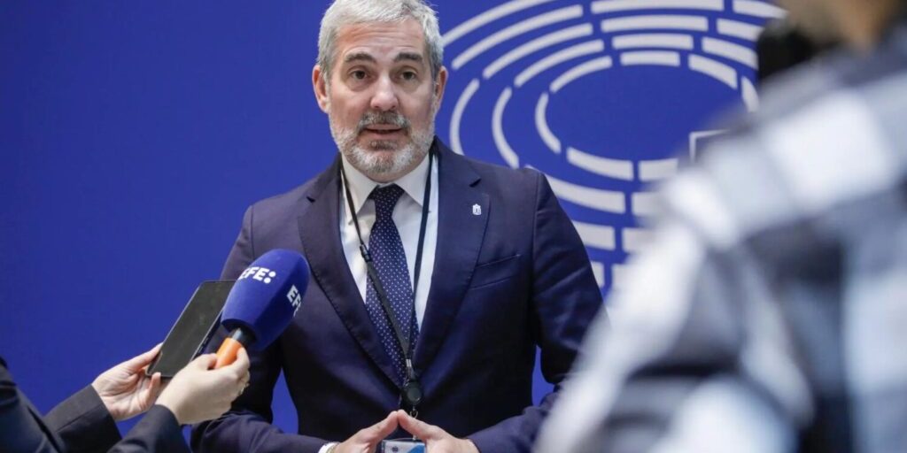 CLAVIJO PERSIGUE EL RESPALDO DE LAS REGIONES EUROPEAS 1-10-24