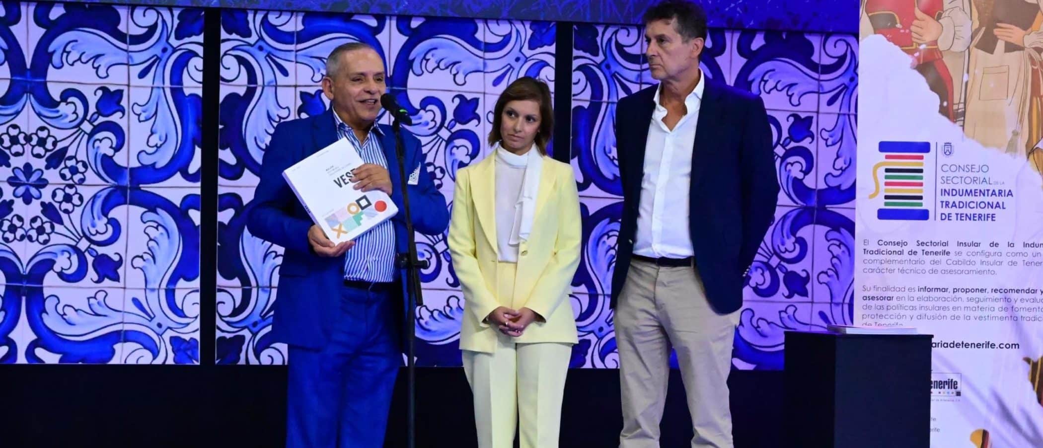 DOMINGO FERIA PRESENTACIÓN DEL LIBRO VESTIMENTA EUROPA