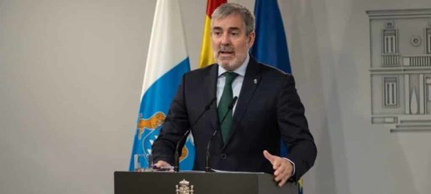 Sánchez recibe al presidente de Canarias, Fernando Clavijo