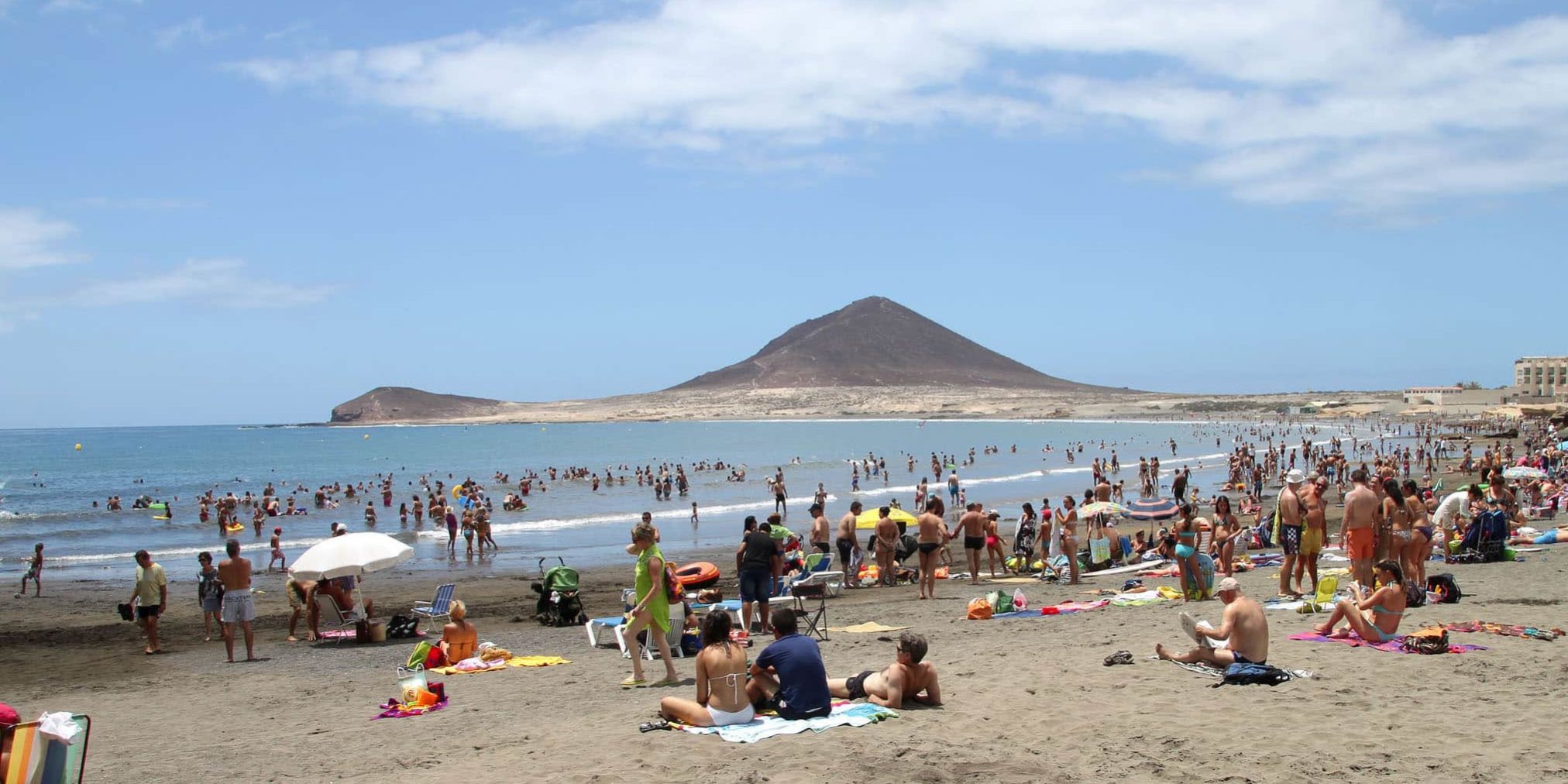 PLAYA CENTRAL DE EL MÉDANO-REABIERTA 17-10-24