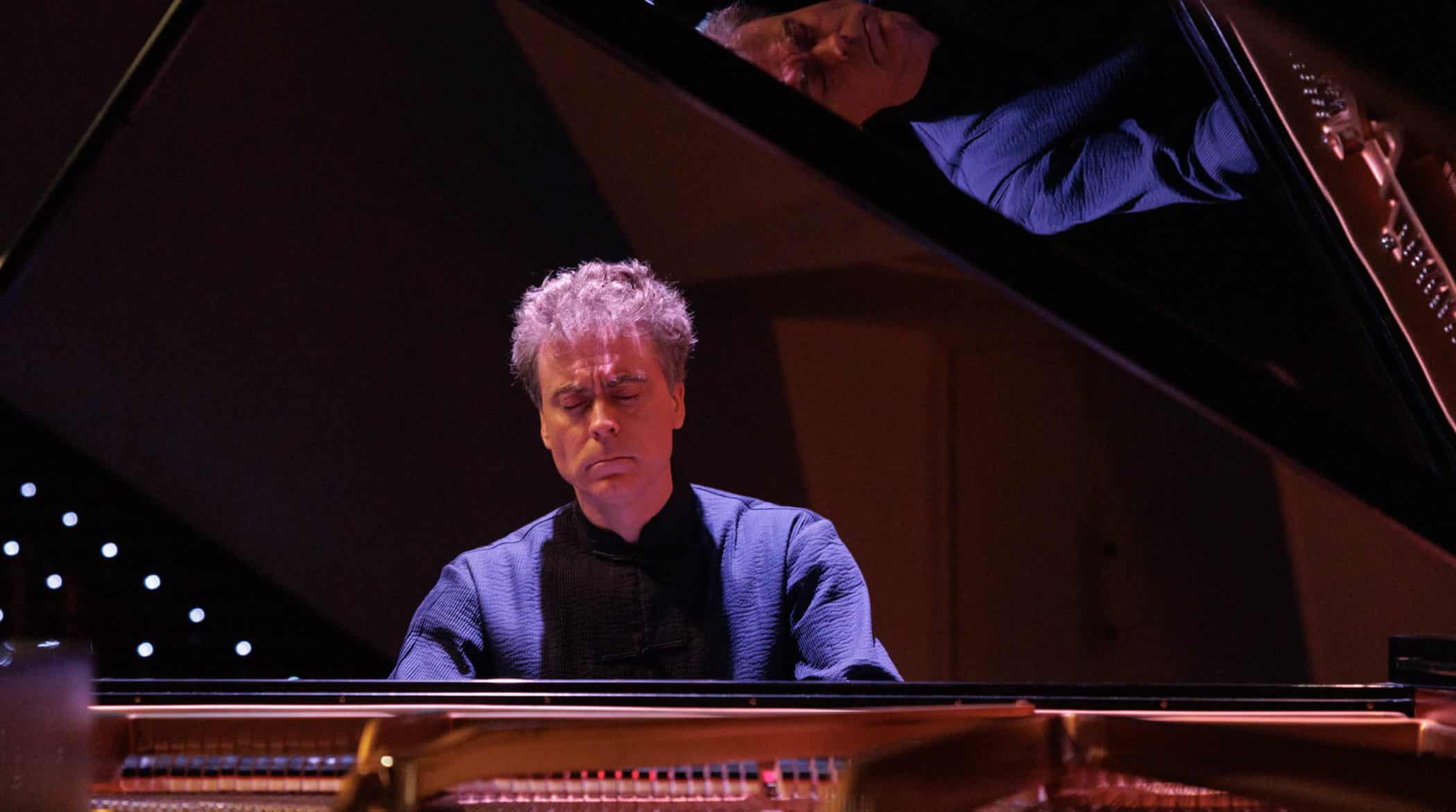Paul Lewis en el Auditorio de Tenerife (1)