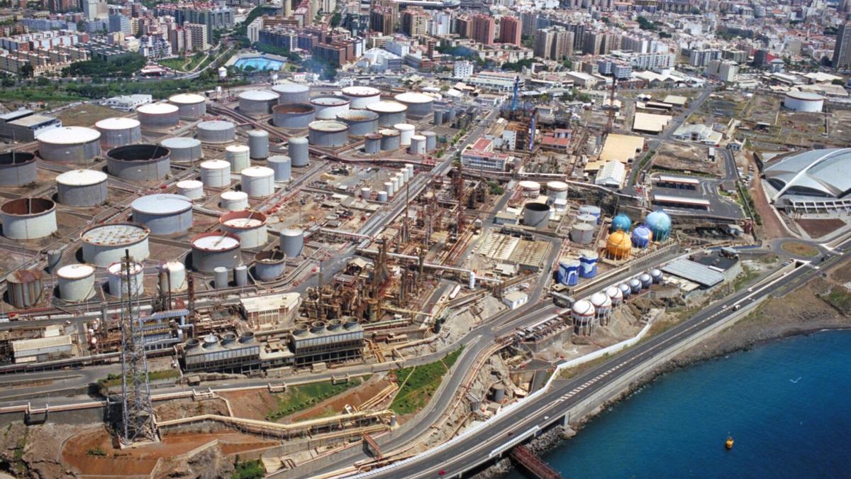 REFINERÍA DE SANTA CRUZ DE TENERIFE2 1-10-24