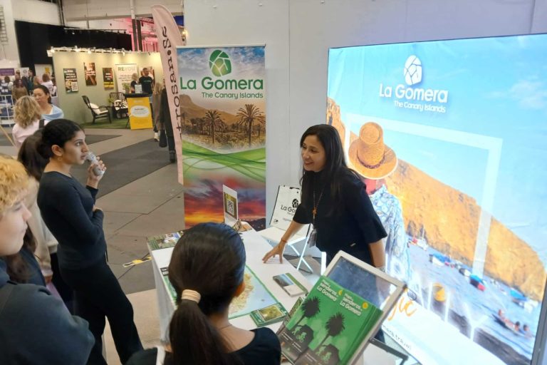 101124 Stand de La Gomera en la feria Allt för Hälsan de Estocolmo