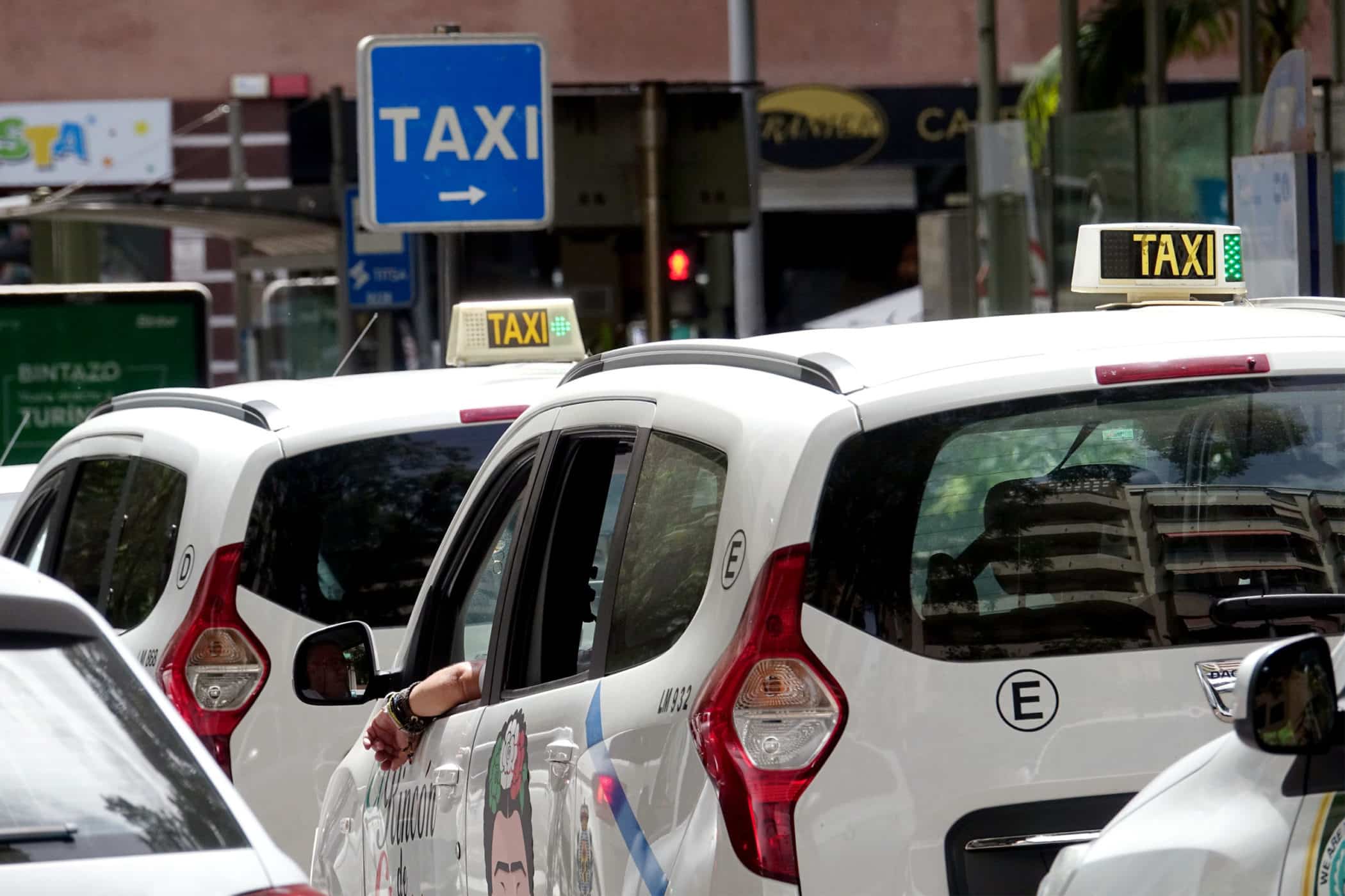 241126 Taxis