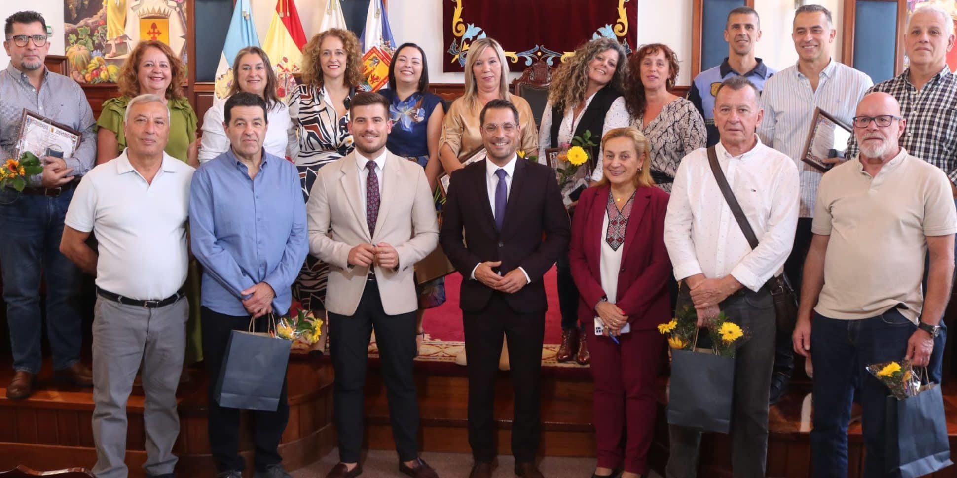 281124 Acto medallas y jubilaciones empleados municipales 2024 (2)